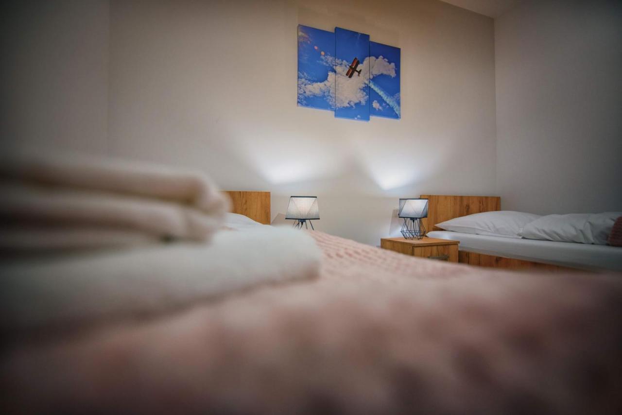 Blue Sky - Apartamenty Zator Εξωτερικό φωτογραφία
